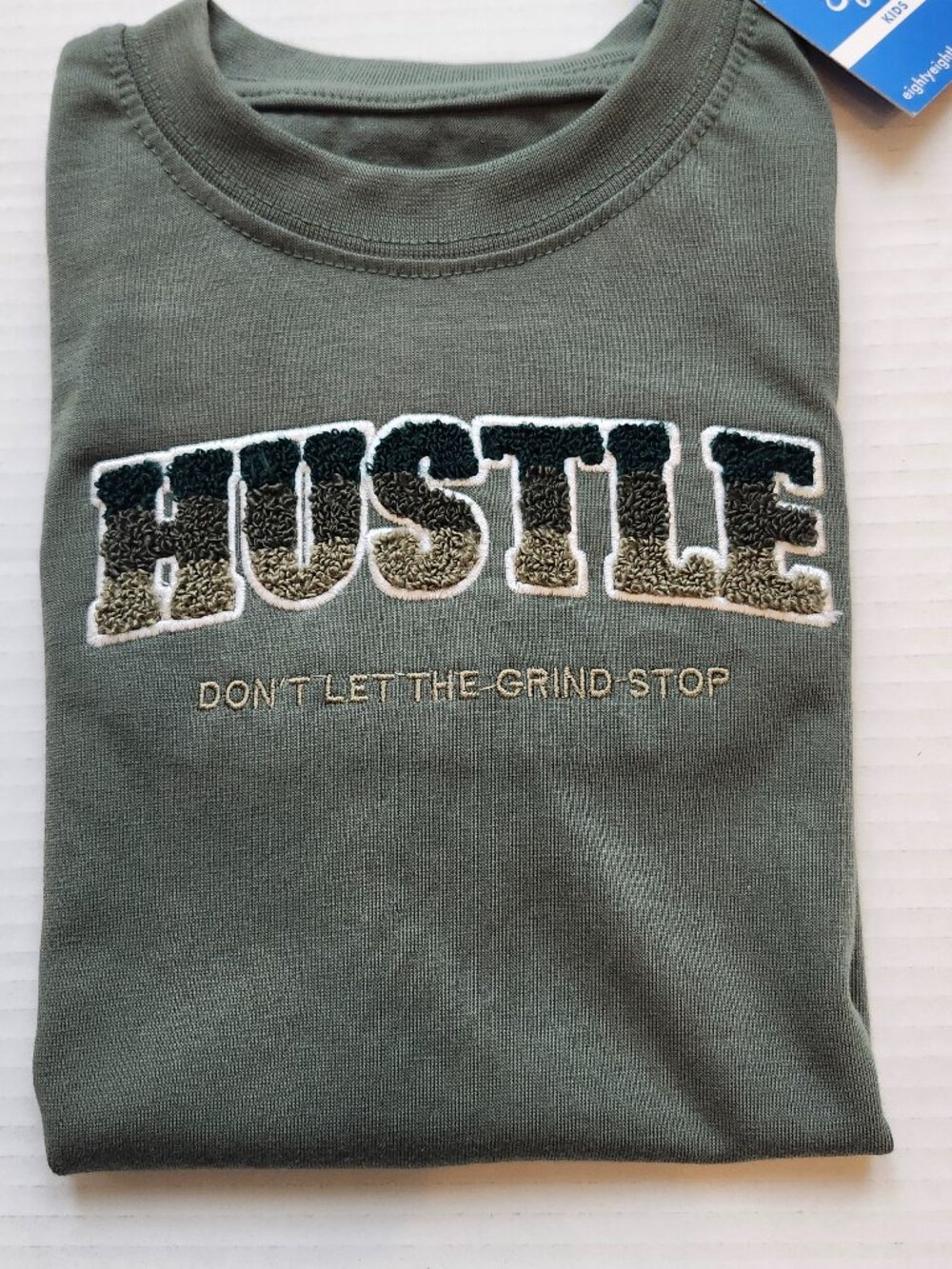 EIGHTY-EIGHT Kids Small, Hunter Green T -Shirt